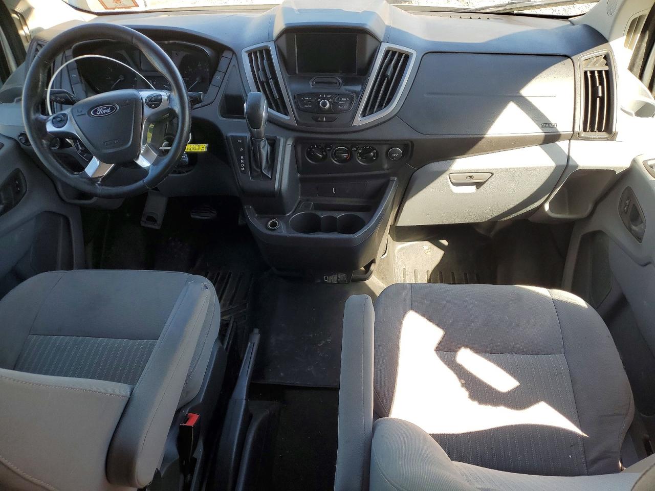 Ford Transit T-350