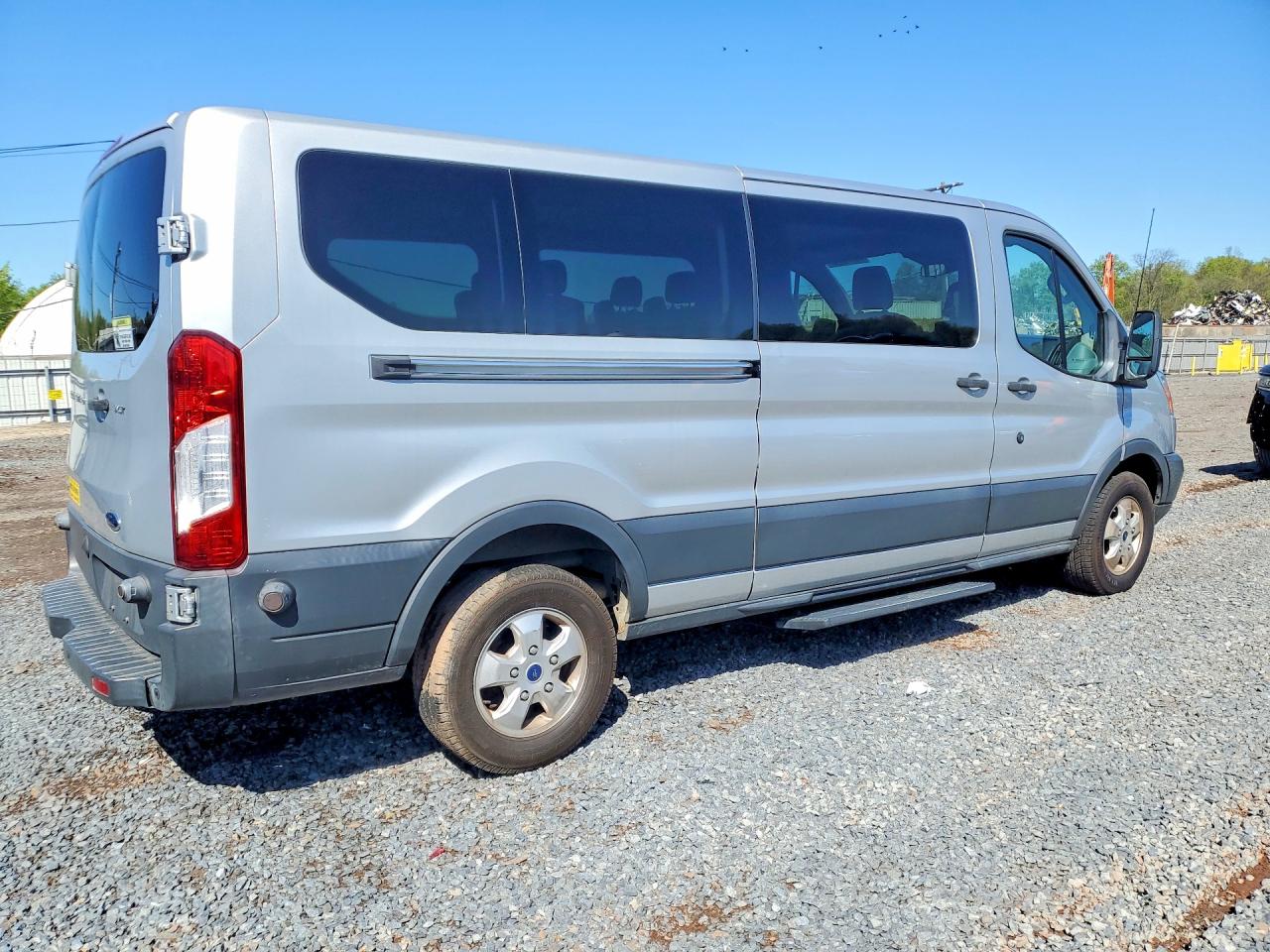 Ford Transit T-350