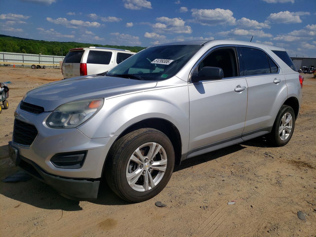 Salvage Chevrolet Equinox Image