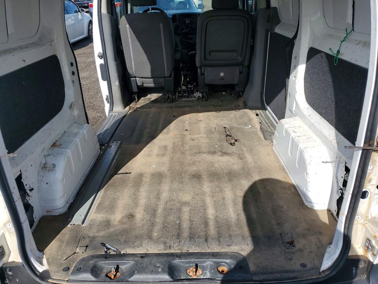 Nissan Nv S