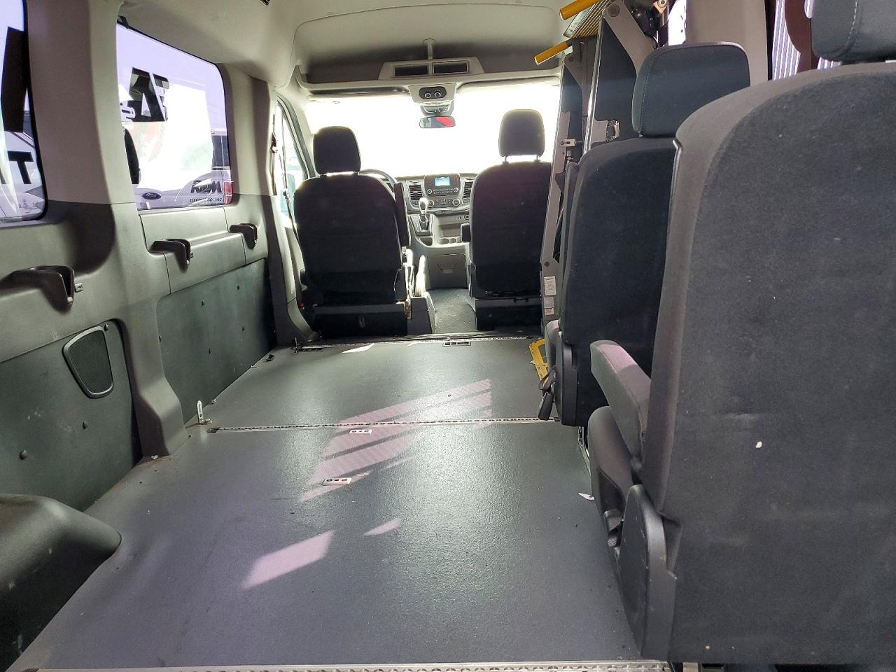 Ford Transit T-350