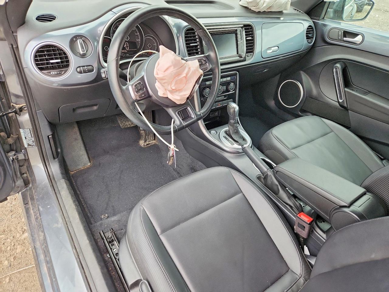 Volkswagen Beetle Se