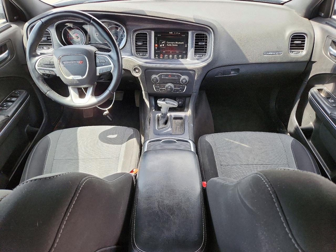Dodge Charger Sxt