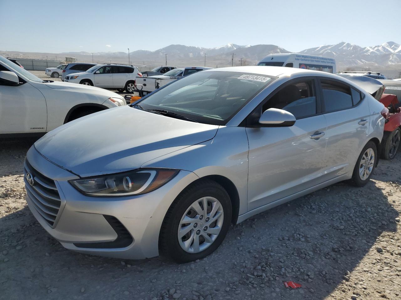 Salvage Hyundai ELANTRA Image