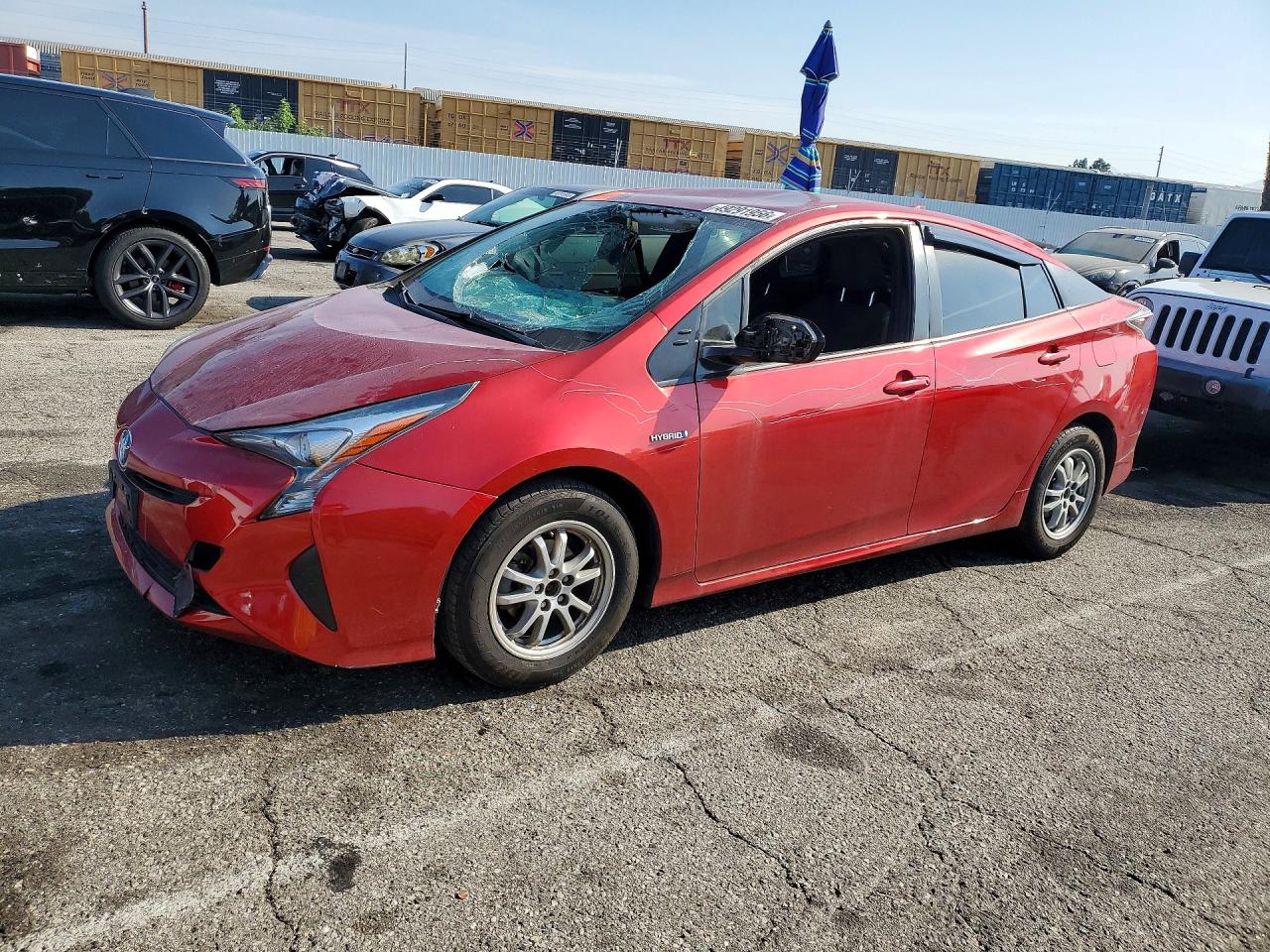 Salvage Toyota Prius Image