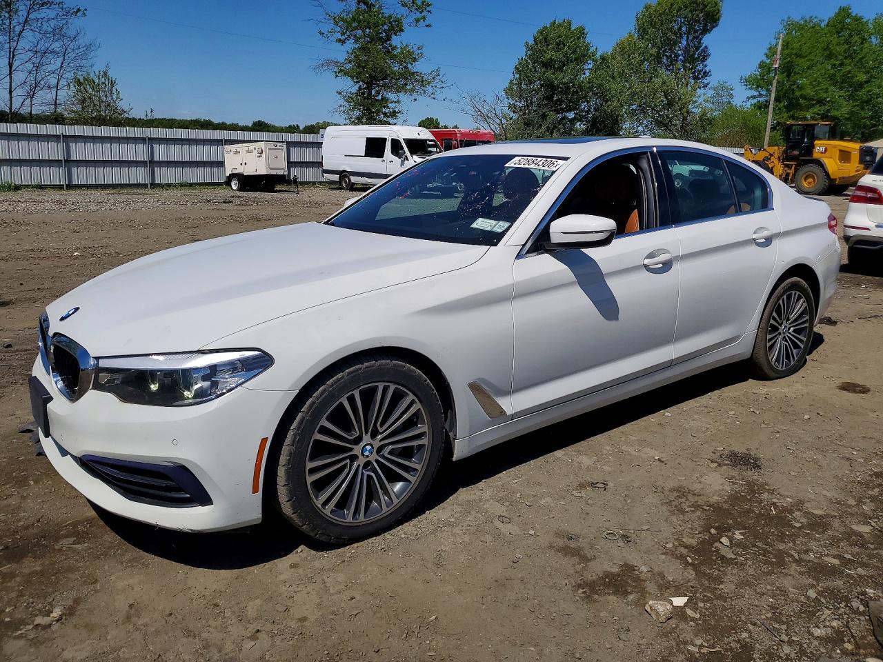 Salvage BMW 5 Series Image