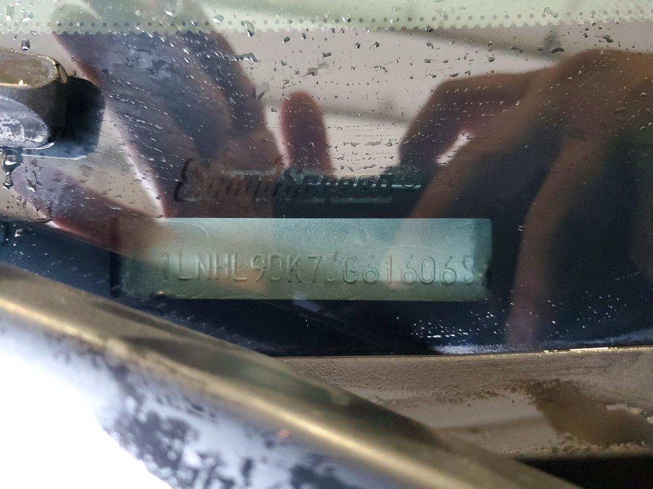 Lincoln MKS
