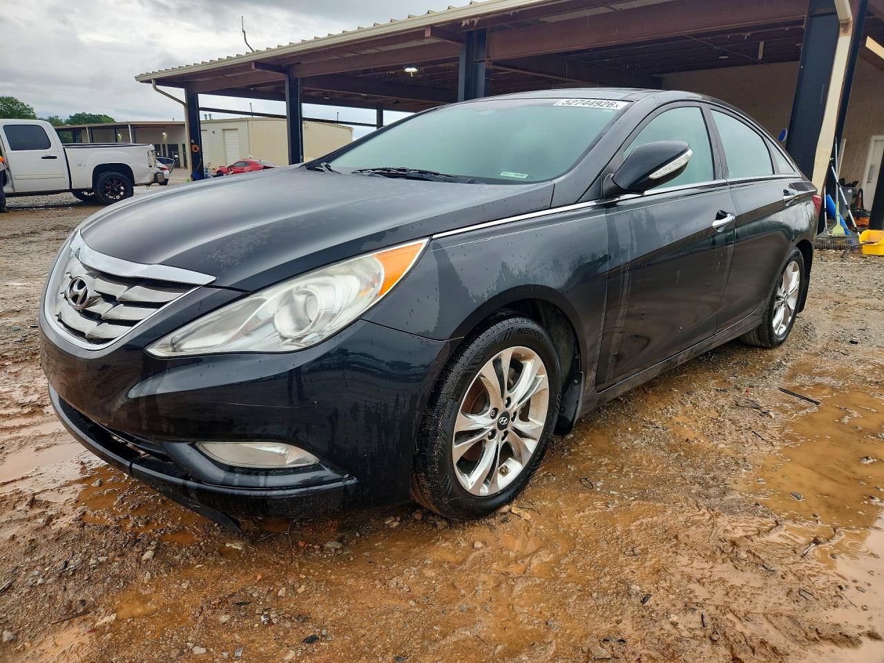 Salvage Hyundai SONATA Image