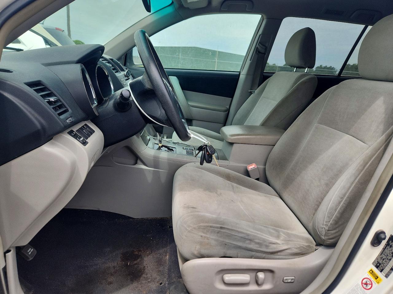 Toyota Highlander Base