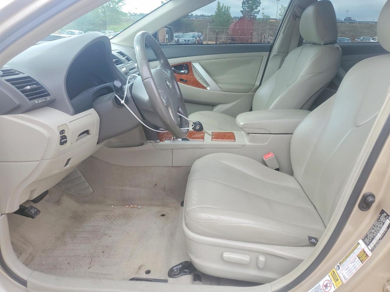 Toyota Camry Xle