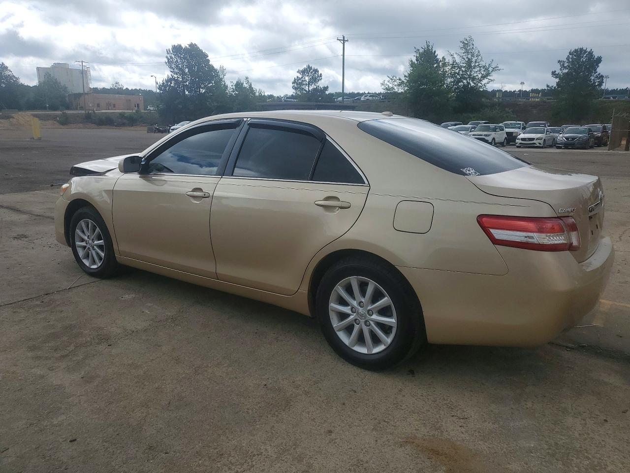 Toyota Camry Xle