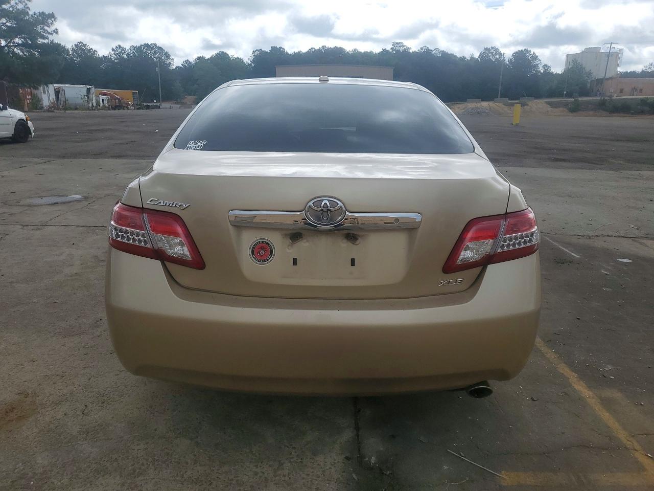 Toyota Camry Xle