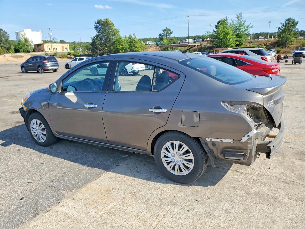 Nissan Versa 1.6 S