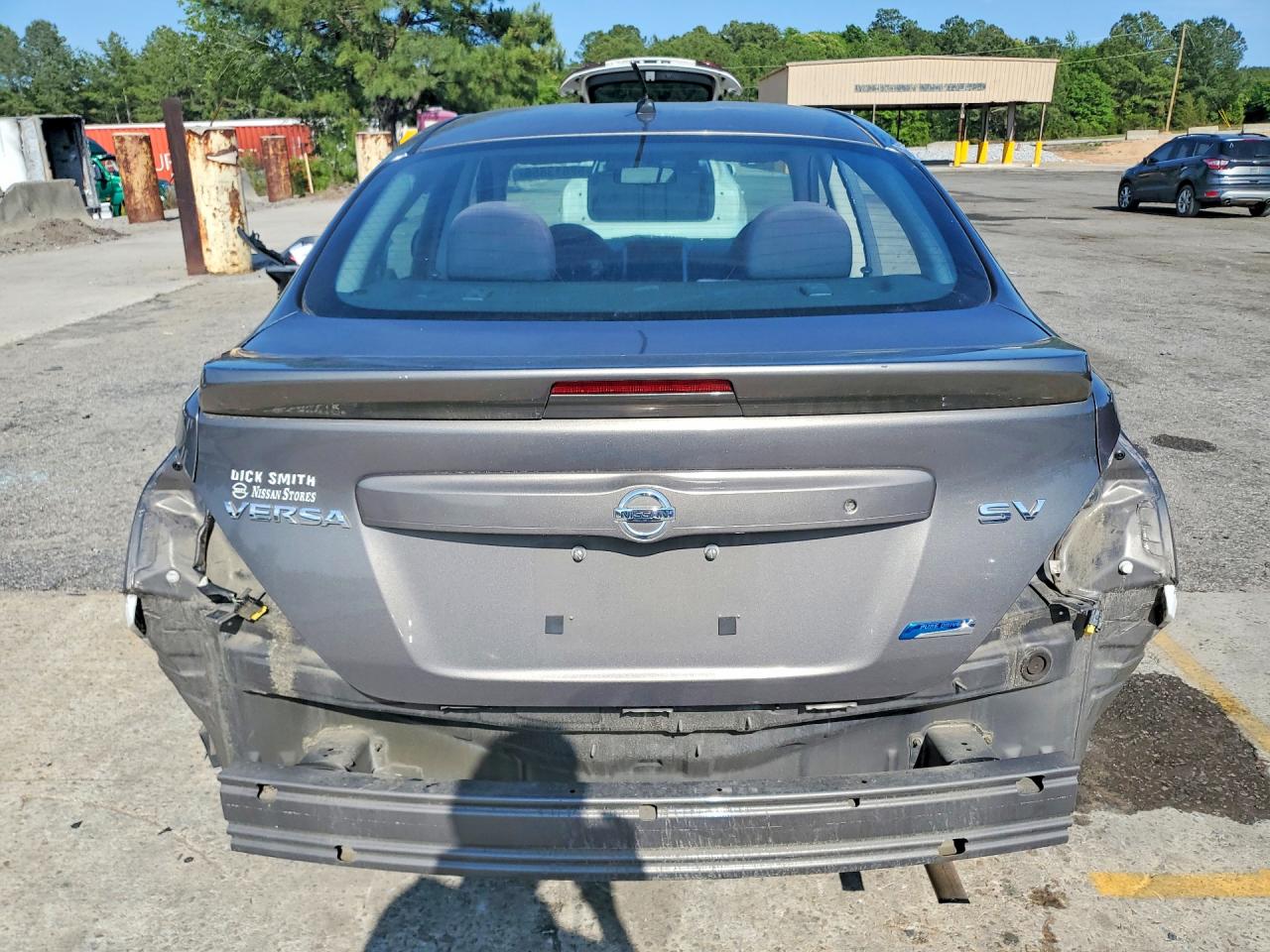 Nissan Versa 1.6 S