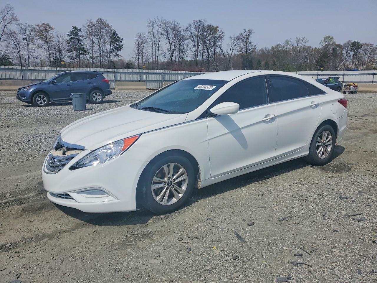 Salvage Hyundai SONATA Image