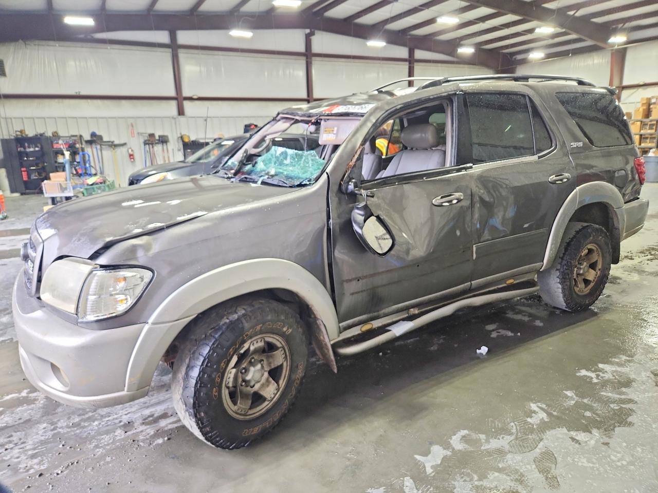 Salvage Toyota Sequoia Image