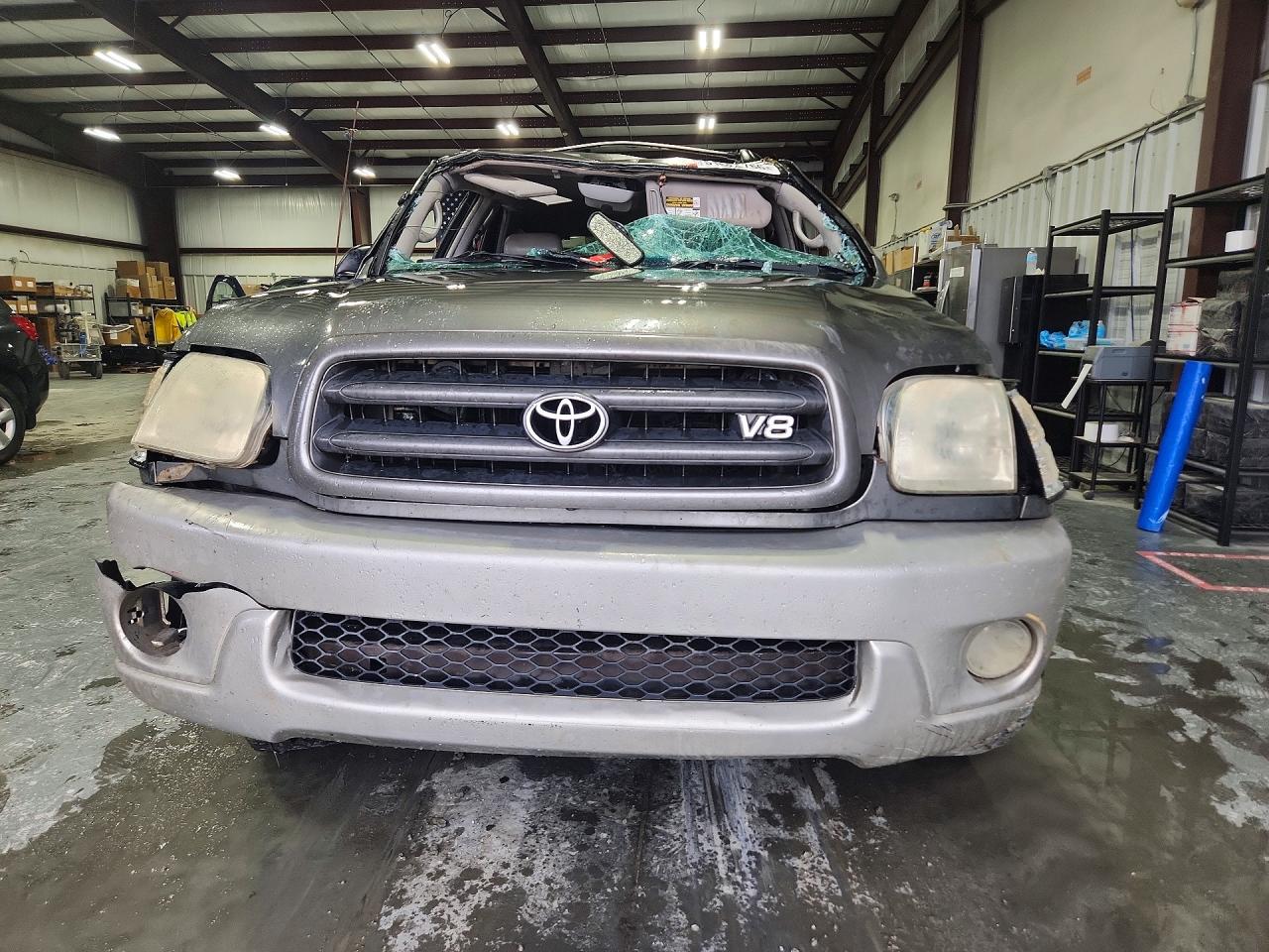 Toyota Sequoia Sr5