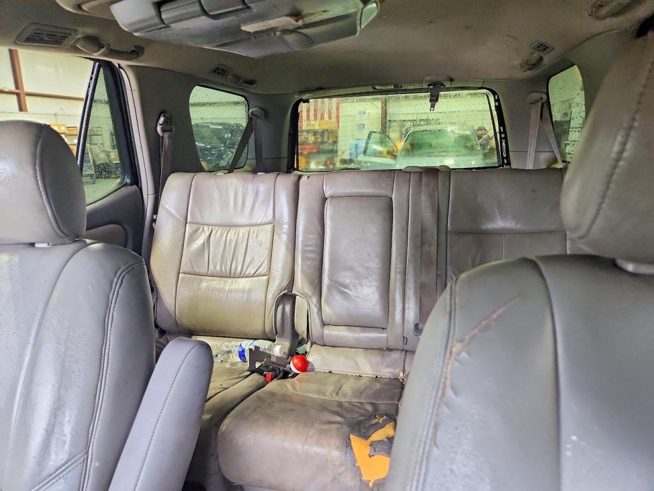 Toyota Sequoia Sr5