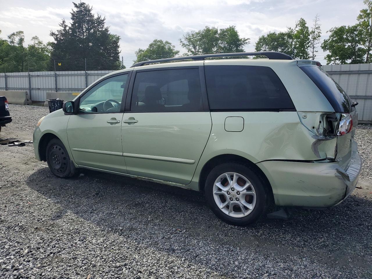 Toyota Sienna Le 7 Passenger