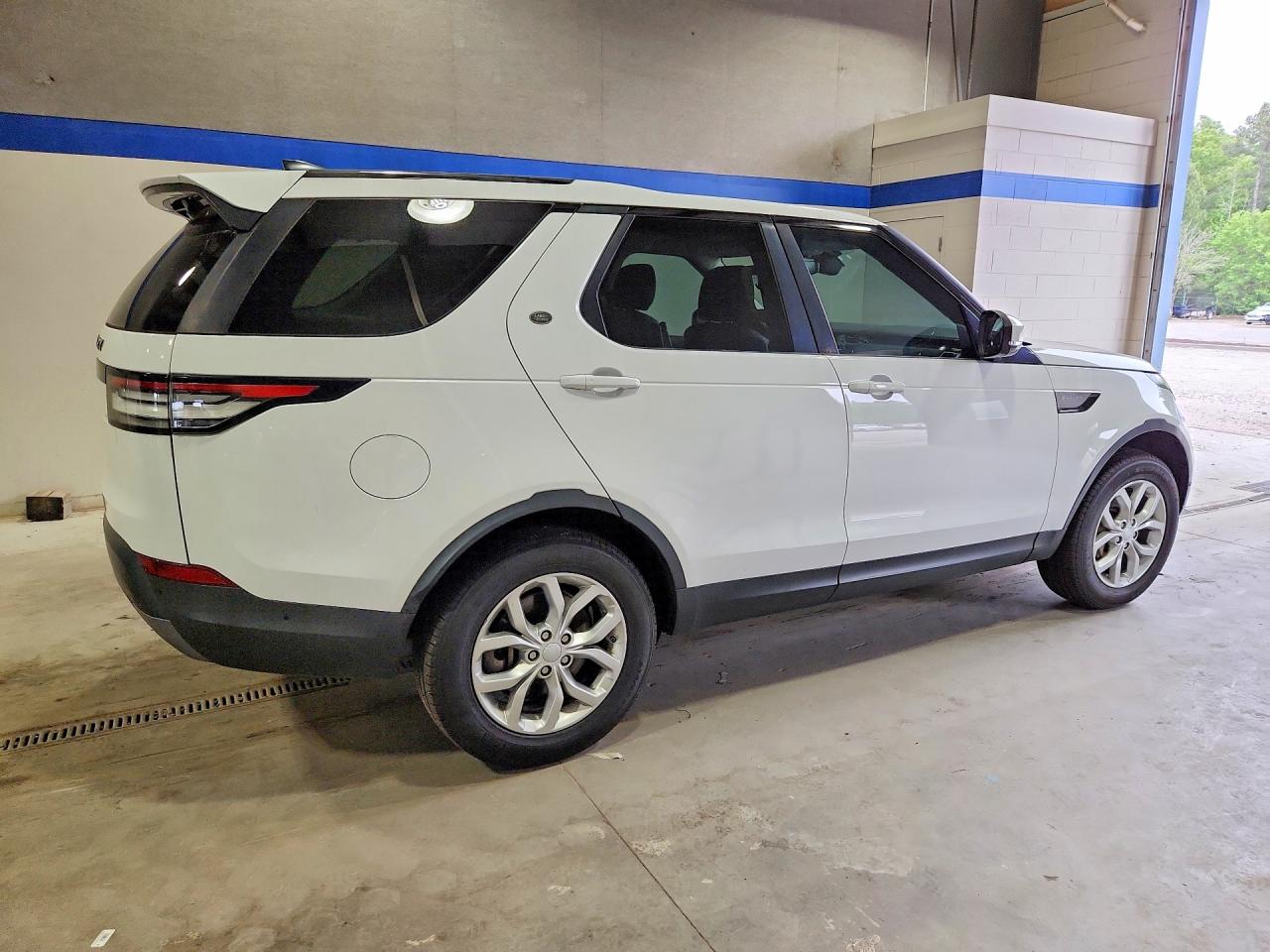 Land Rover Discovery Se