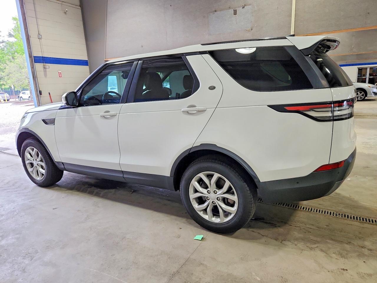 Land Rover Discovery Se