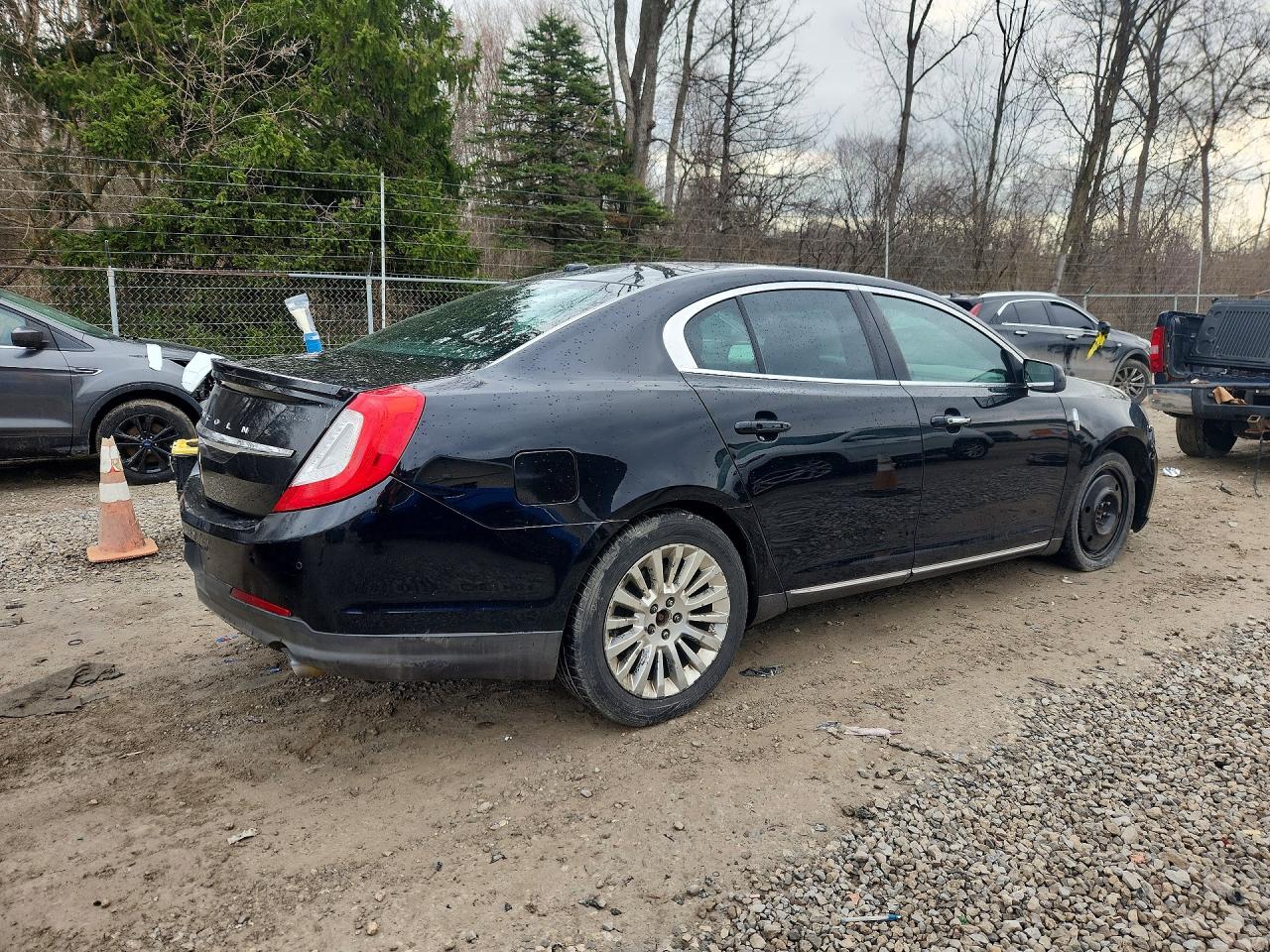 Lincoln MKS