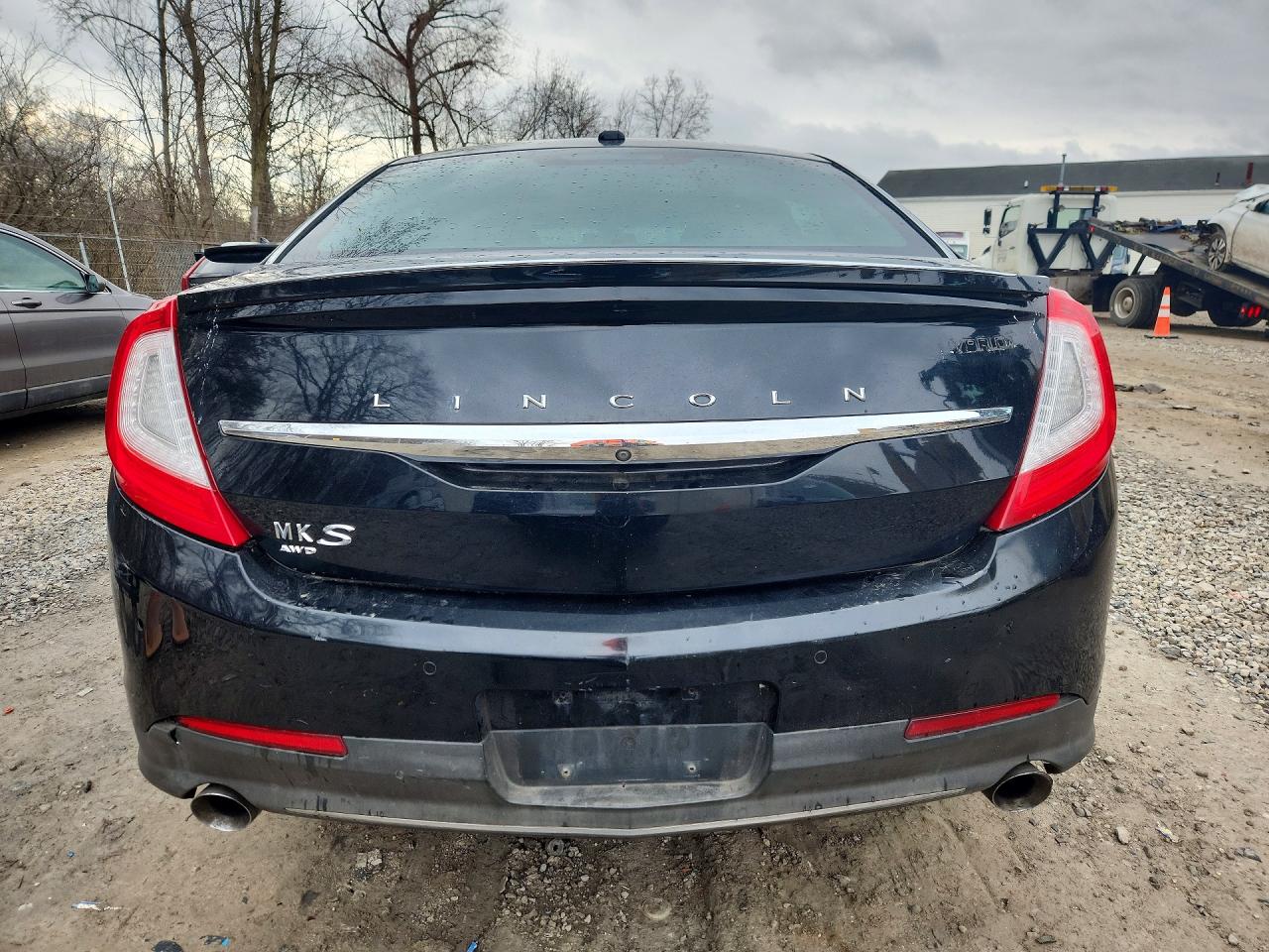 Lincoln MKS