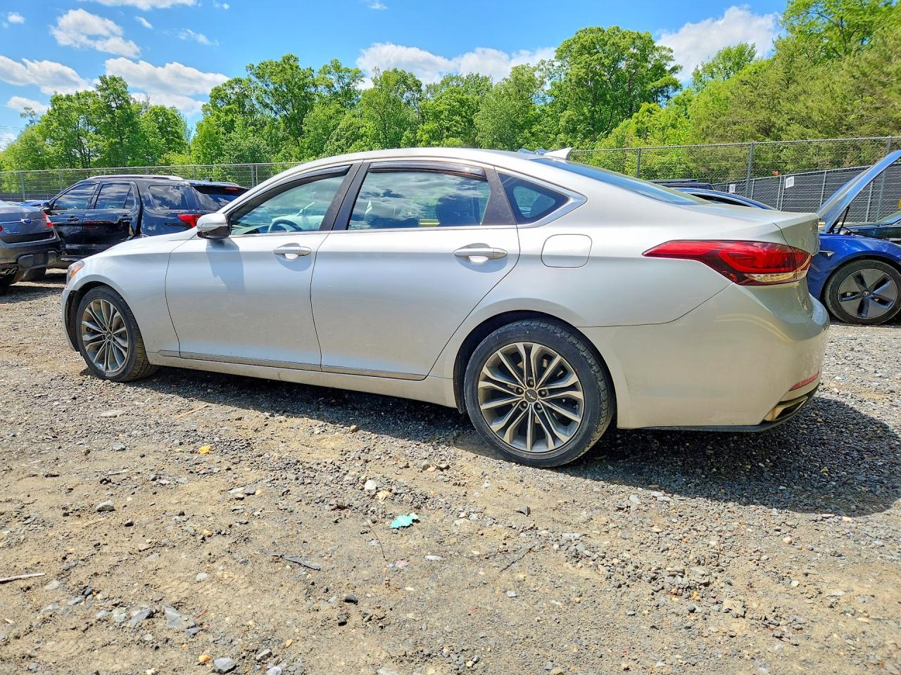 Hyundai Genesis 3.8l