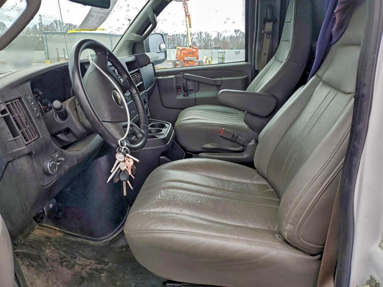 Chevrolet Express 4lt