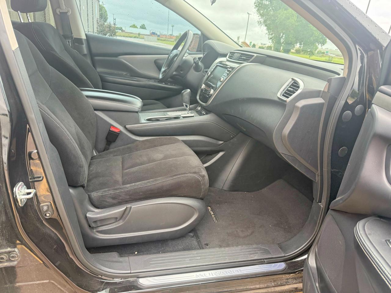 Nissan Murano S