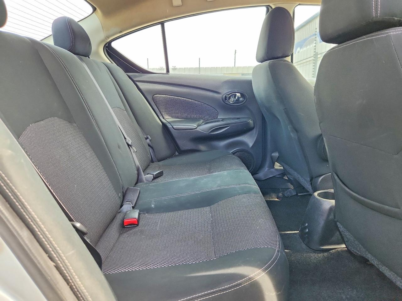 Nissan Versa Sv