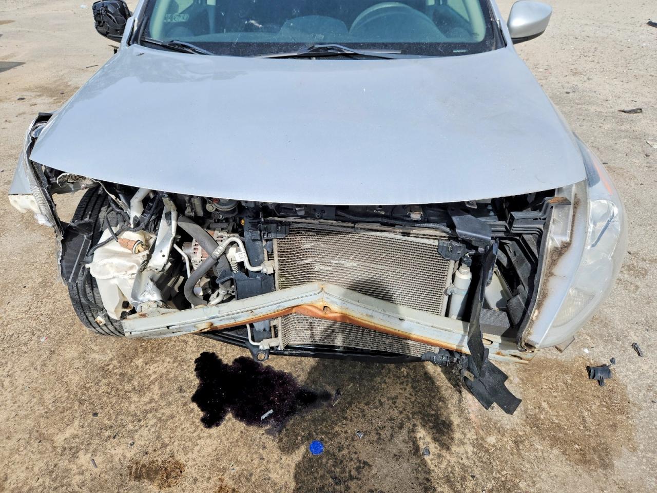 Nissan Versa Sv