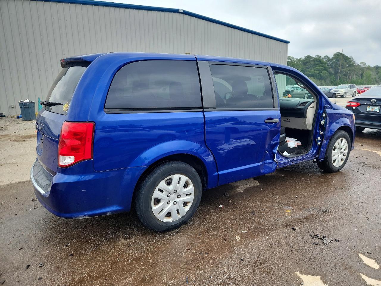 Dodge Caravan Se