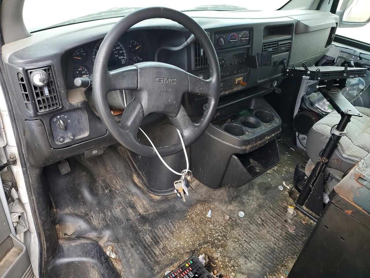 GMC Savana G2500