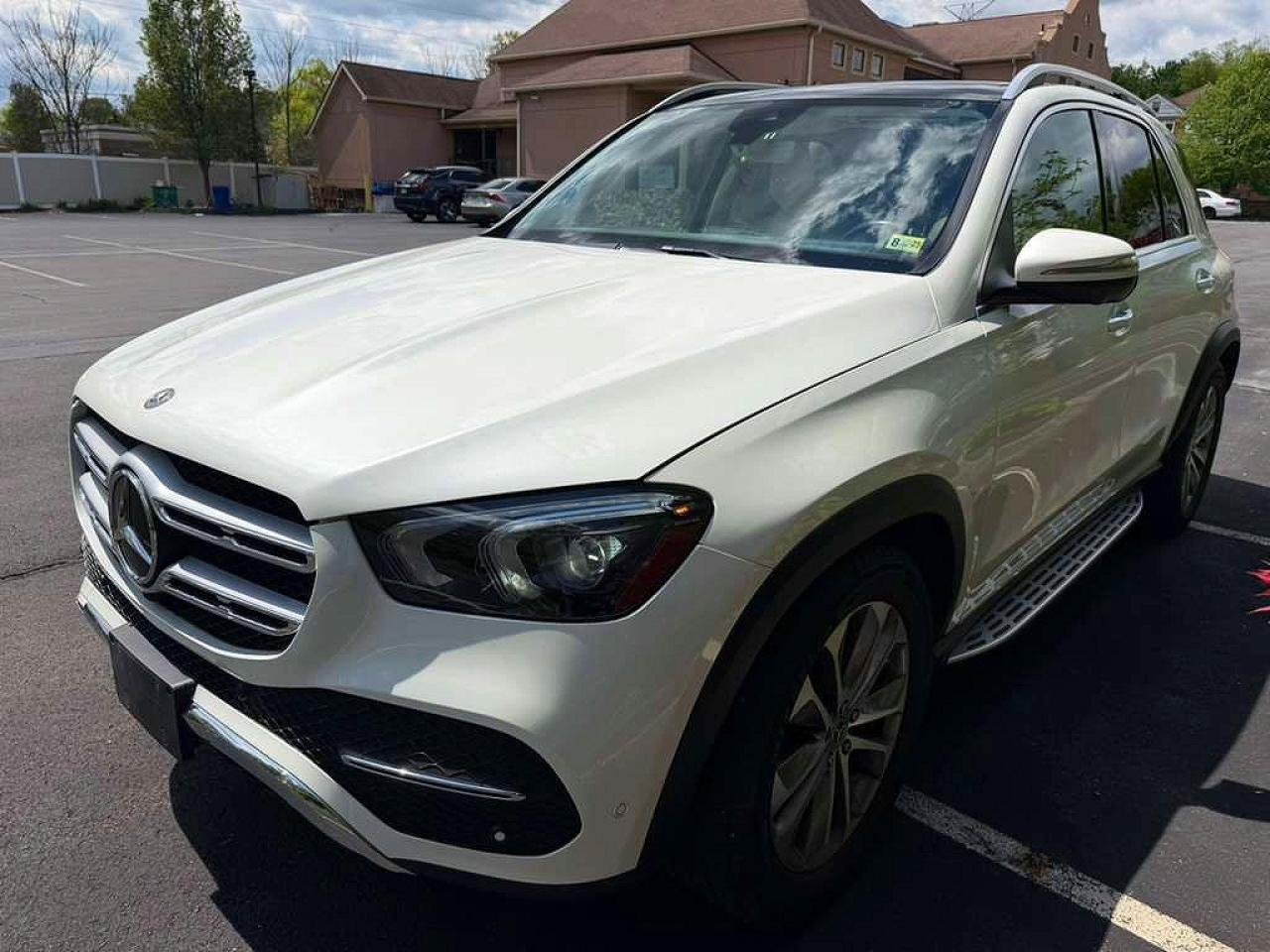 Salvage Mercedes-Benz GLE Image