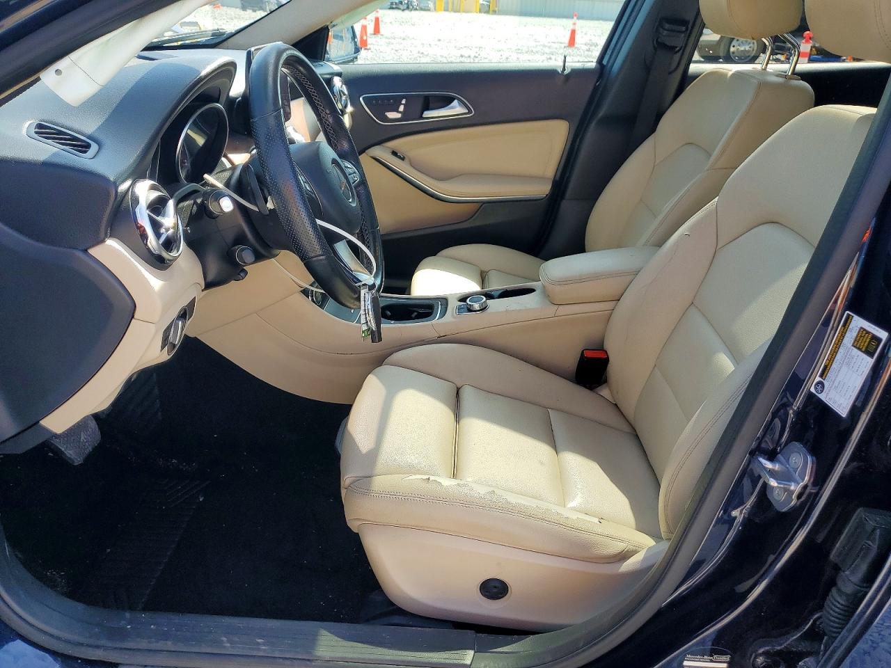 Mercedes-Benz GLA 250