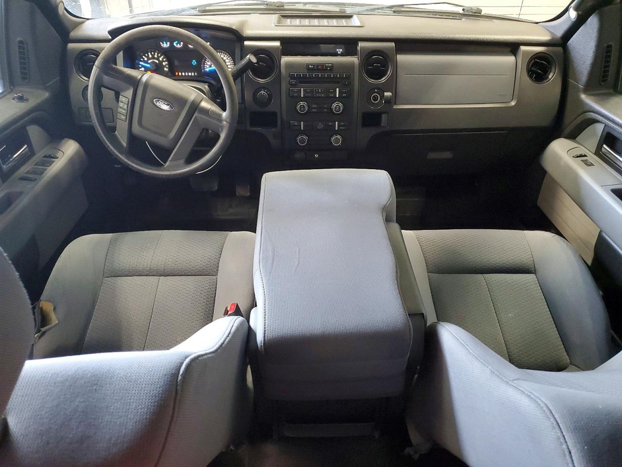 Ford F-150 Super Cab