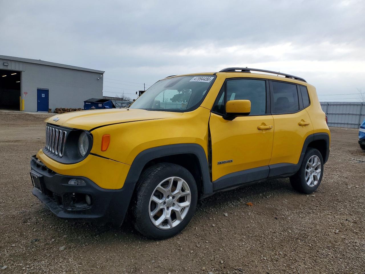 Salvage Jeep Renegade Image