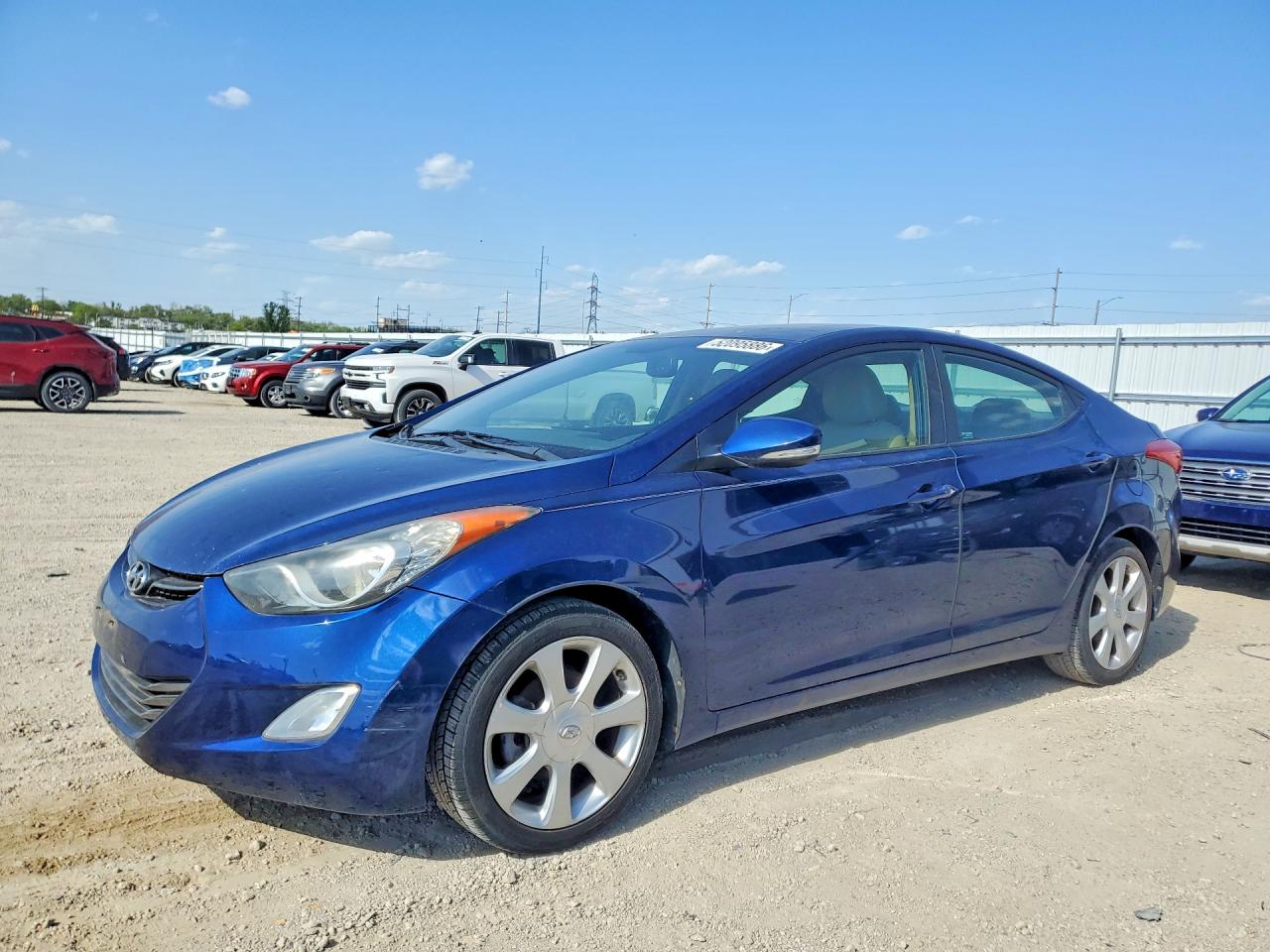 Salvage Hyundai ELANTRA Image