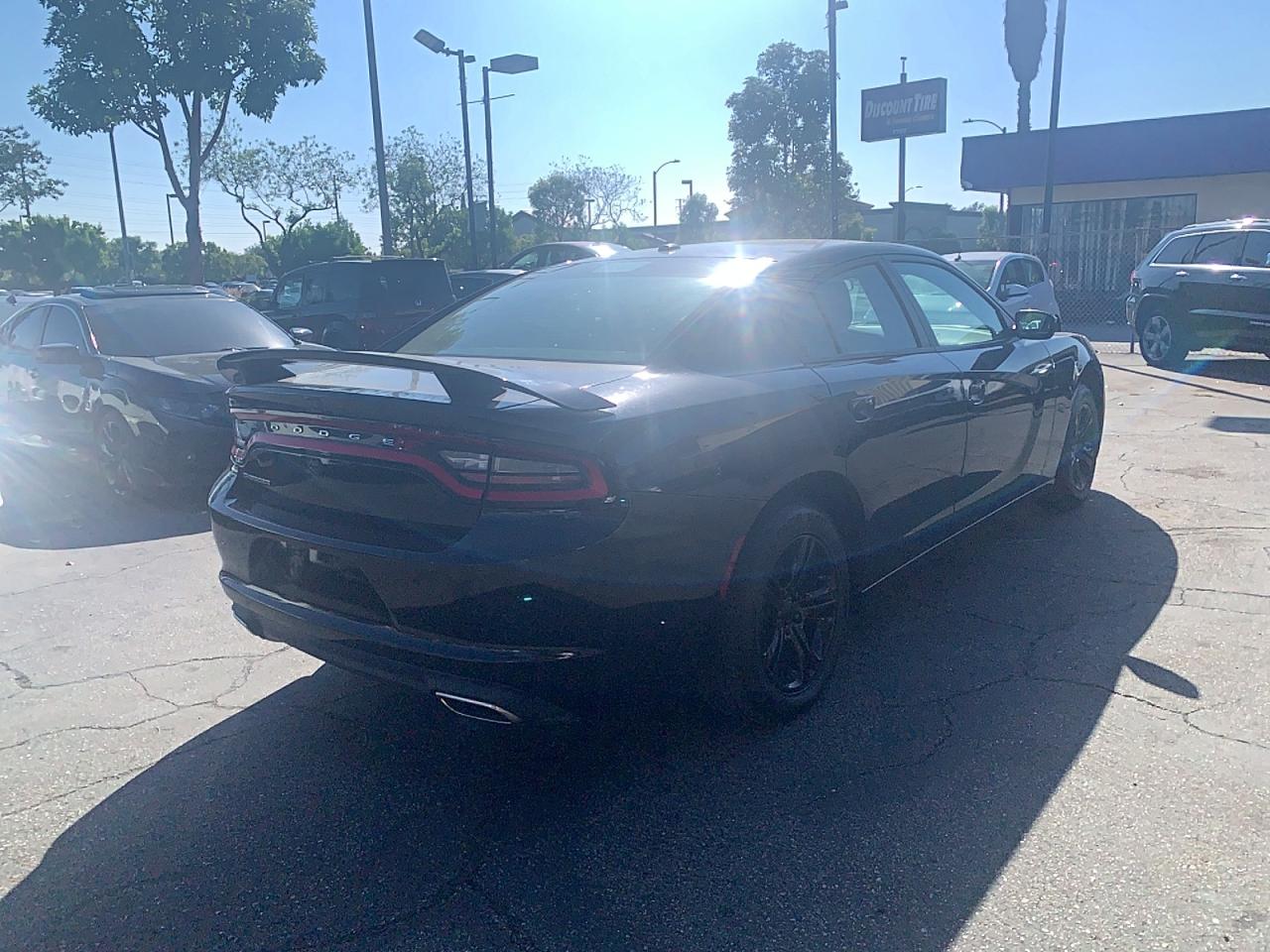 Dodge Charger Sxt