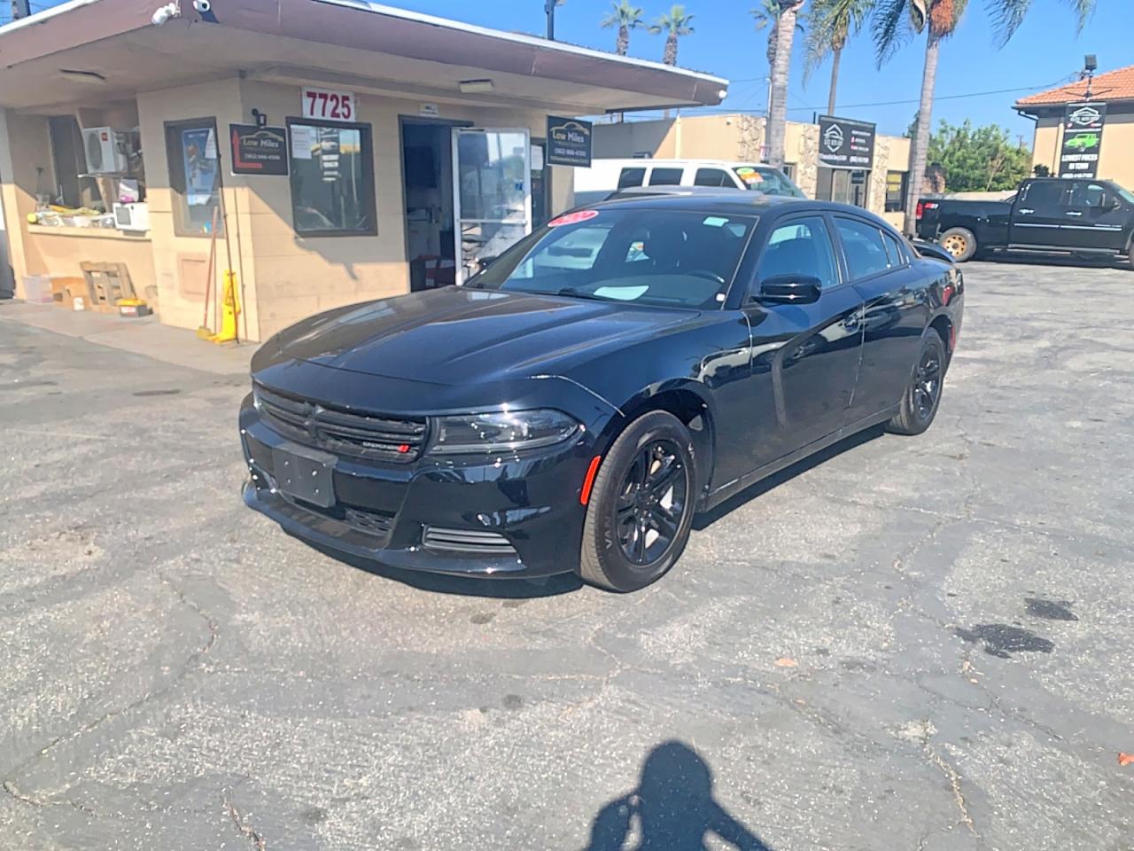 Dodge Charger Sxt
