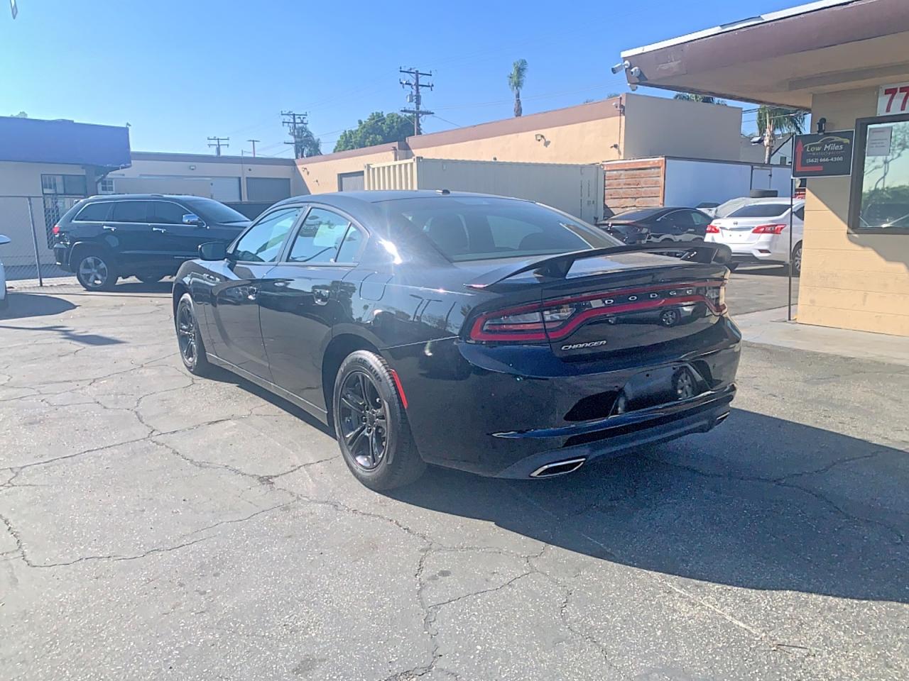Dodge Charger Sxt