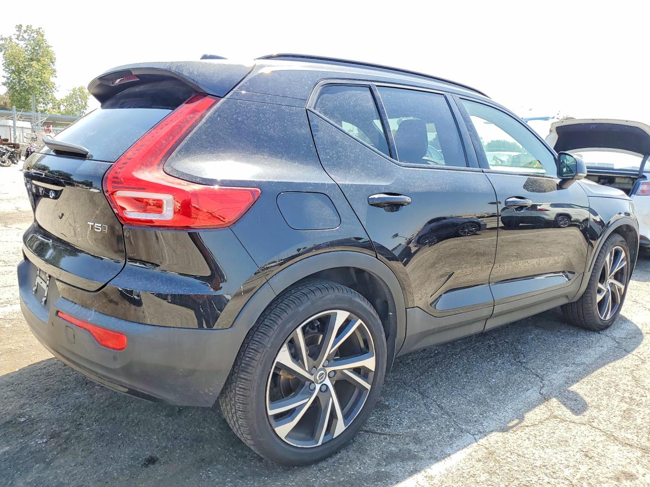 Volvo XC40 T5 R-design