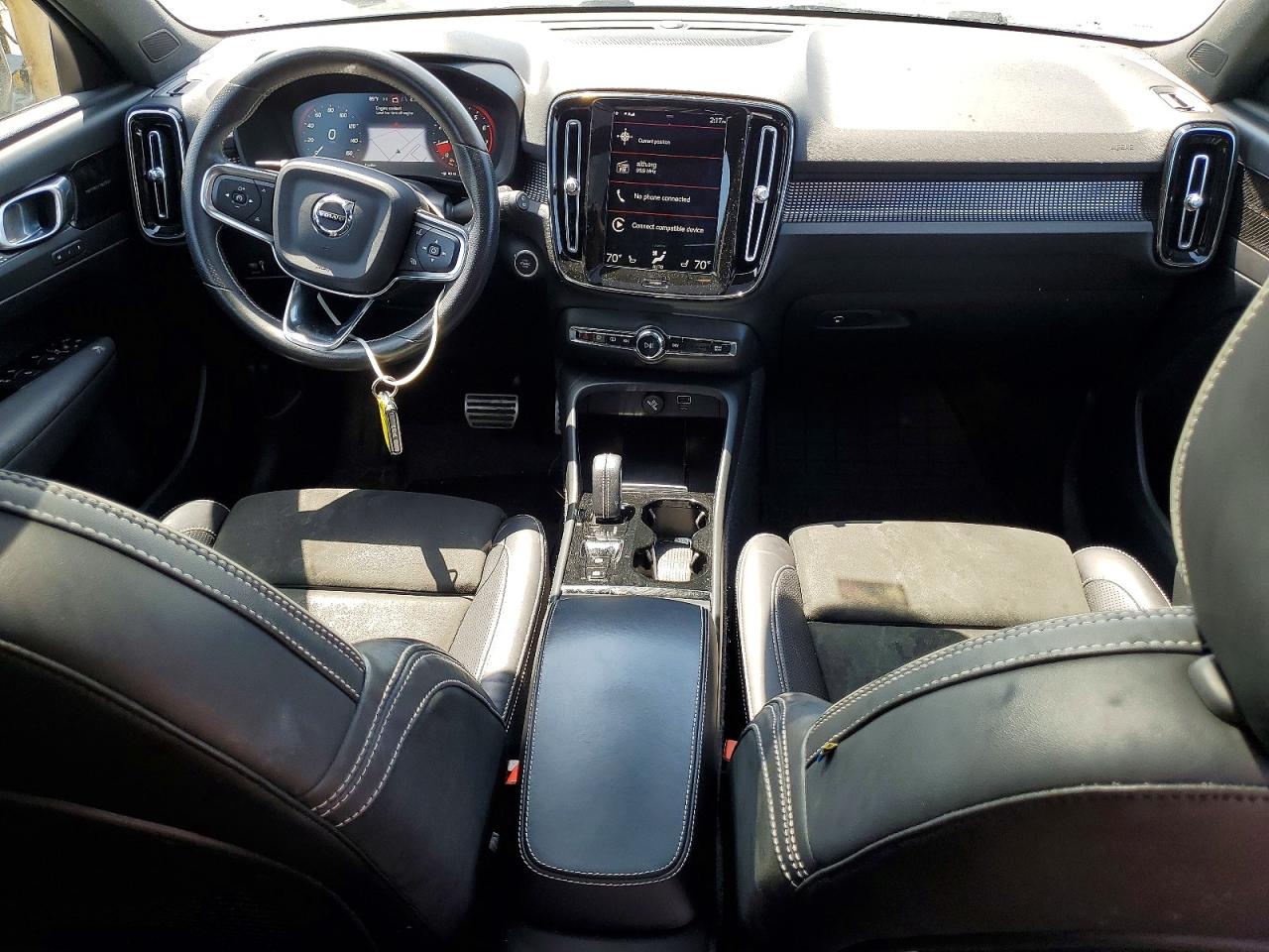 Volvo XC40 T5 R-design