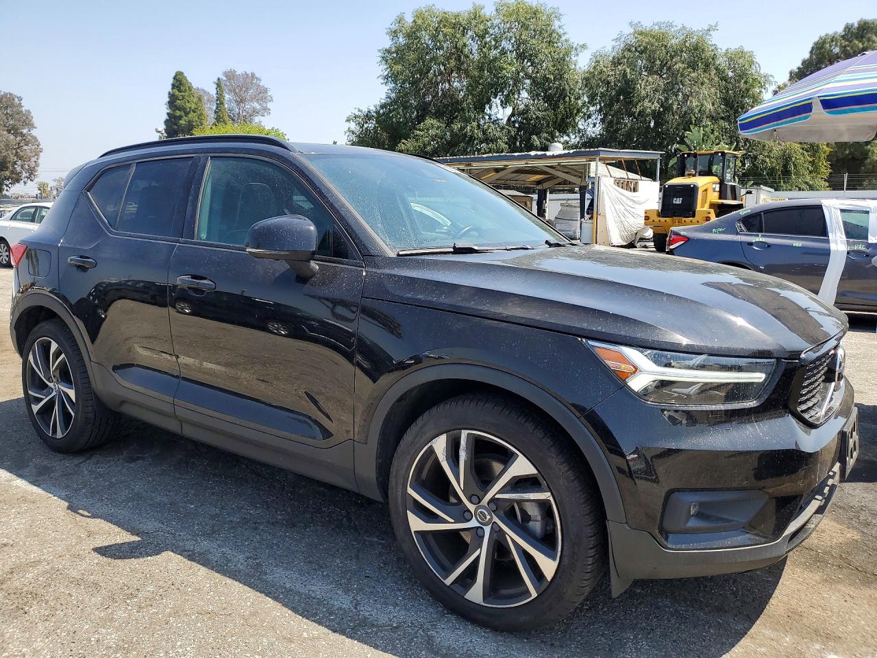 Volvo XC40 T5 R-design