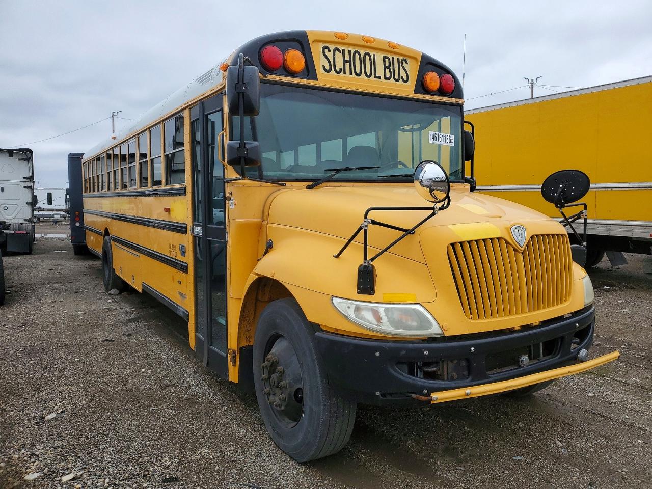 Salvage Ic Corporation Bus Image