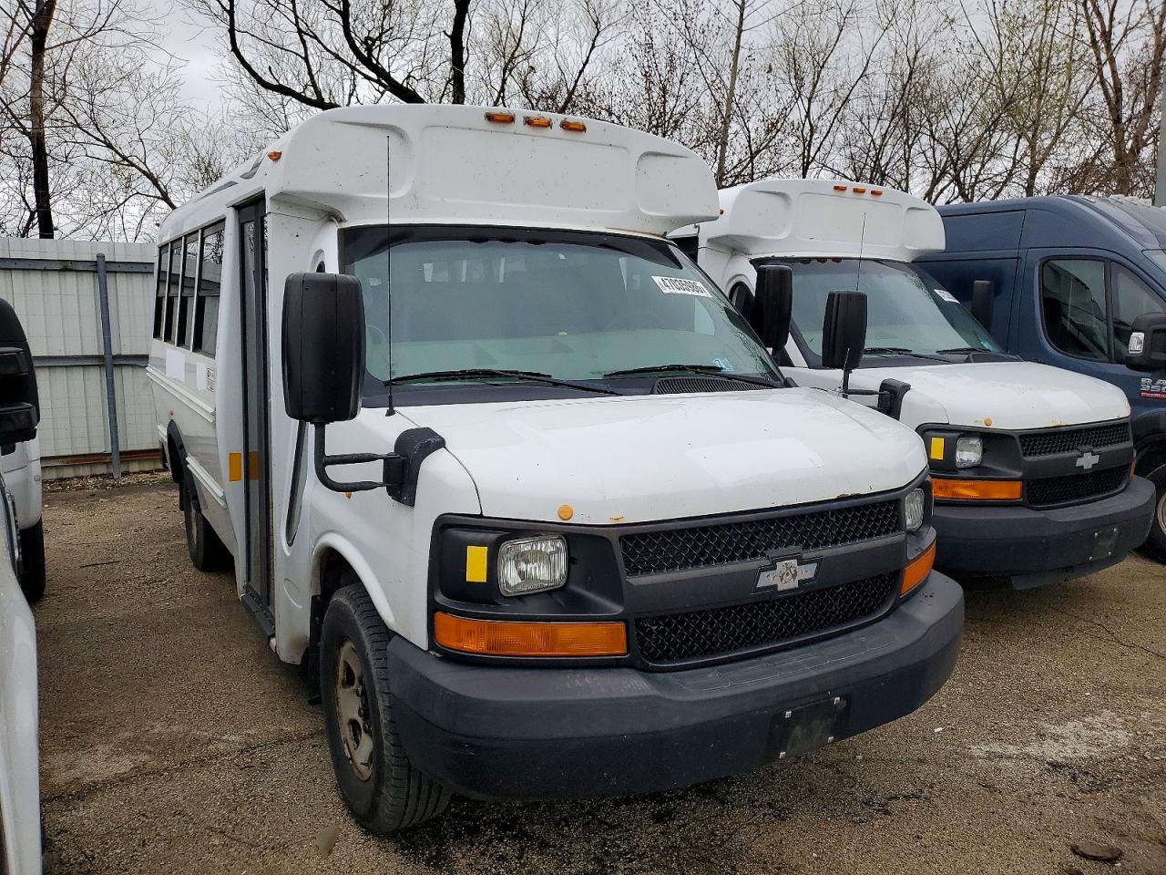 Salvage Chevrolet Express Image
