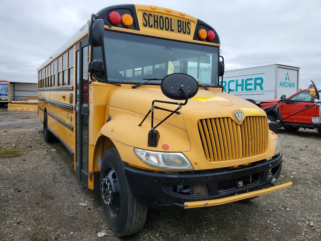 Salvage Ic Corporation School Bus Image