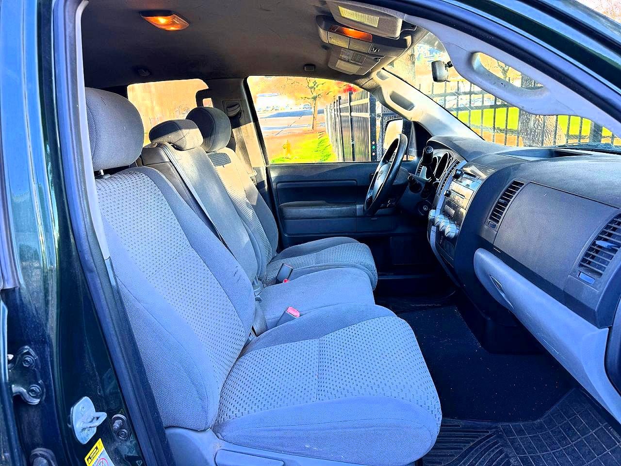 Toyota Tundra Grade