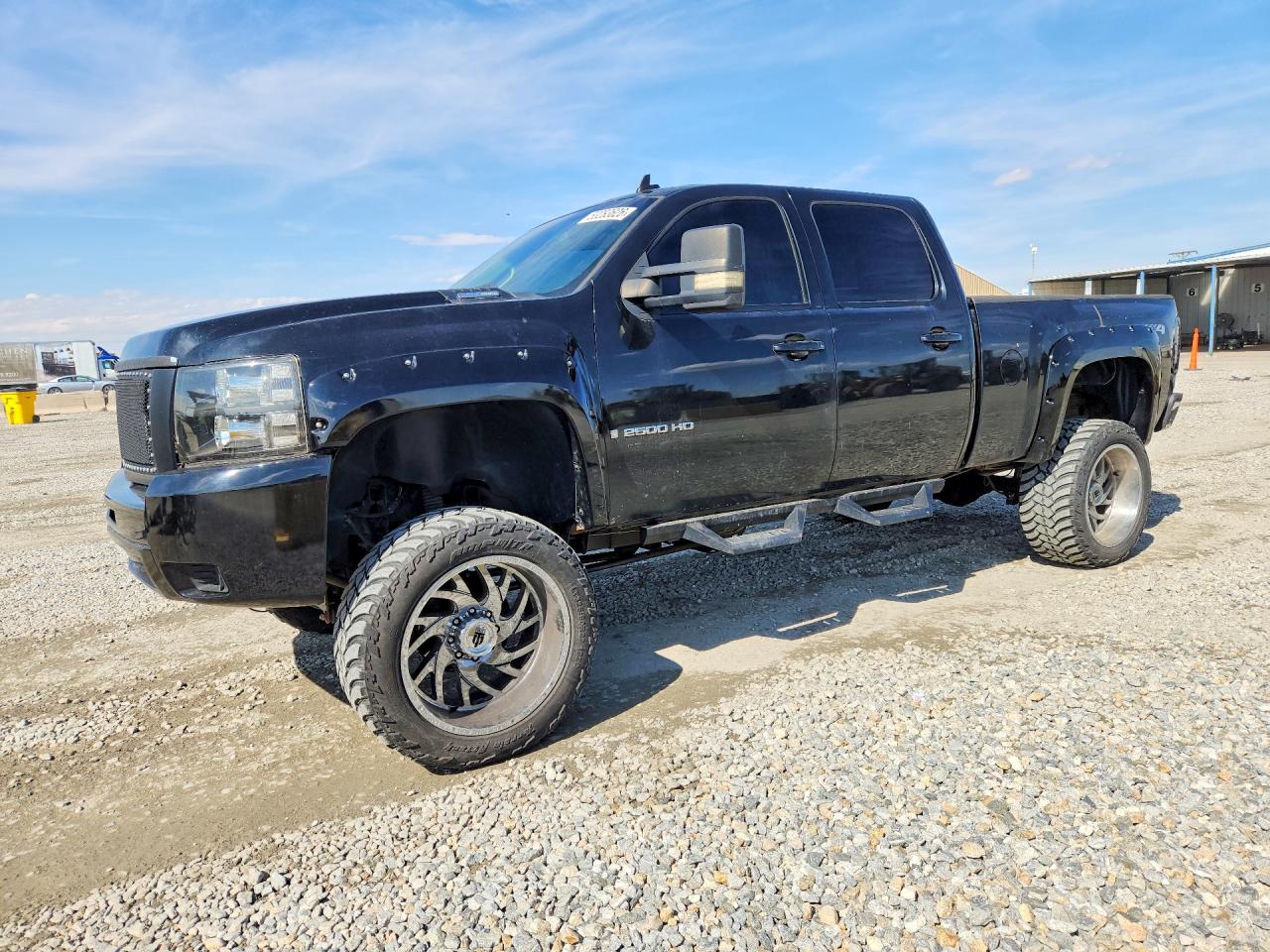 Salvage Chevrolet Silverado Image